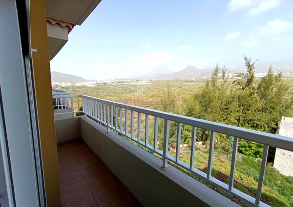 Se alquila en Buzanada apartamento de 2 dormitorios