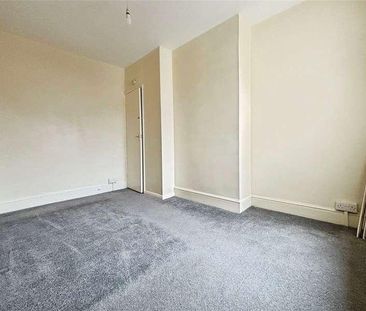 Curtis Street, Swindon, SN1 - Photo 6