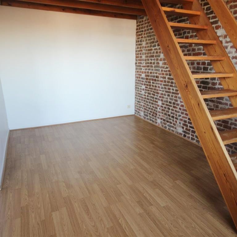 T1 Bis en duplex de 28.97 m², rue Léon Gambetta – Marché de Wazemmes réf 304-001 - Photo 1