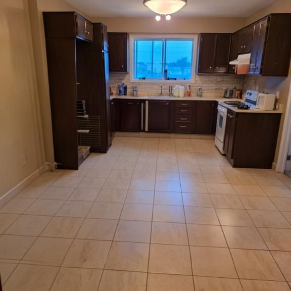logement 5 1/2 à louer - Photo 1
