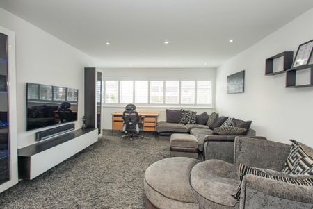 3 bedroom maisonette to rent - Photo 3