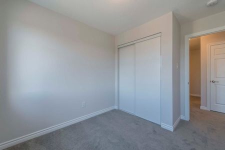 For Lease - 82 Feathertop Lane, Kanata, Ontario - Photo 4