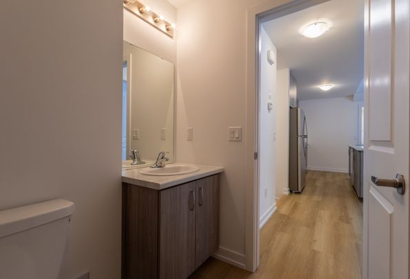 For Lease - 70 Kenesky Drive Unit# 14, Hamilton, Ontario - Photo 1