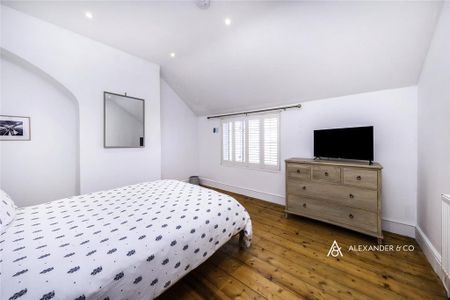 2 bedroom terraced house to rent - Photo 5