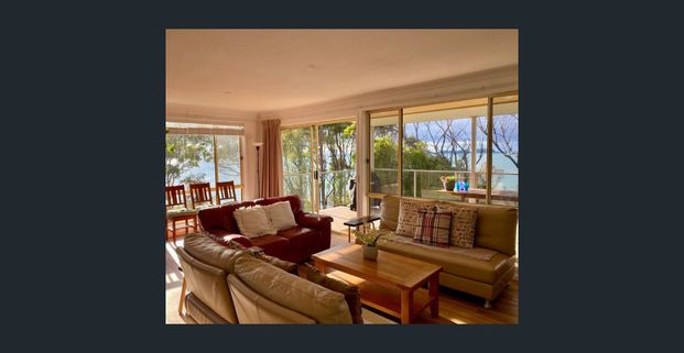 Spectacular Clifftop Home - Photo 1