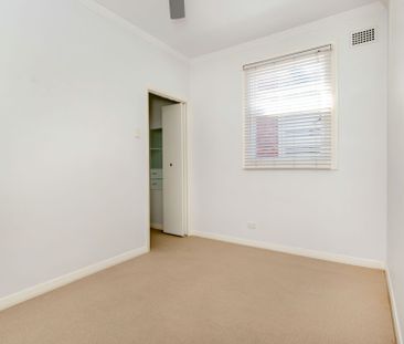 Renovated 3 Bedroom Home In Perfect Location - Photo 4
