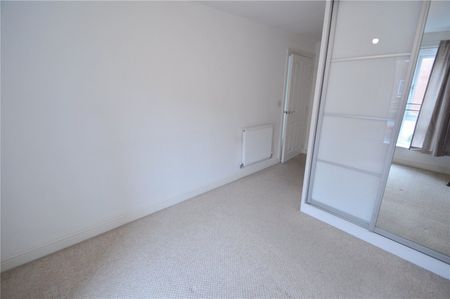Chadwick Road, Slough, Berkshire,SL3 - Photo 2