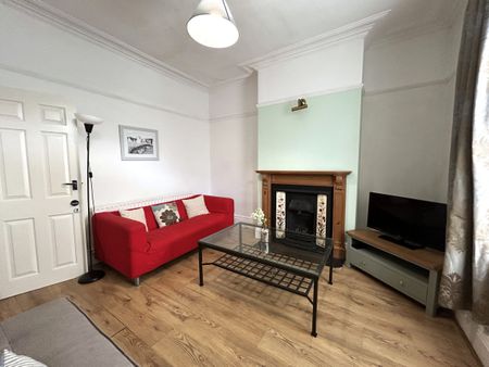 4 bedroom house share to rent - Photo 2