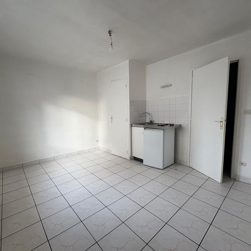 Location Appartement 1 pièce 19m² LA RICHE 37520 - Photo 1