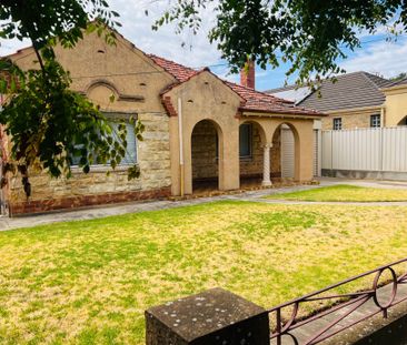 Character Home in Popular Location - Photo 5