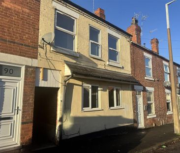 3 bedroom terraced house to rent - Photo 3