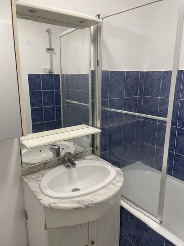 APPARTEMENT T2 A LOUER - STAINS - 42.82 m - 883 € - Photo 4