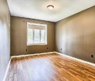 For Lease - 397 Centre Street Unit# Main, Richmond Hill, Ontario - Photo 4