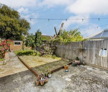 3 bedroom terraced house to rent - Photo 6