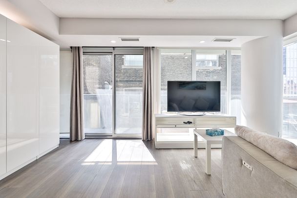 For Lease - 126 Simcoe Street Unit# 503, Toronto, Ontario - Photo 1