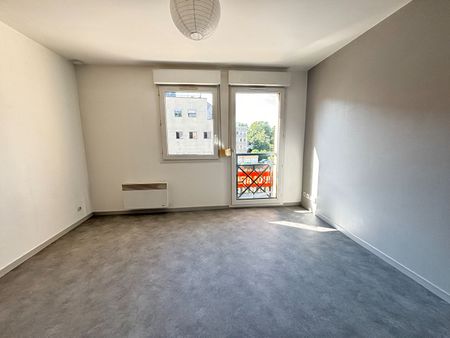 Location Appartement 1 pièce 21m² - Photo 4