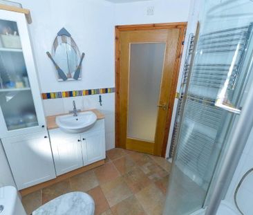 17 Kinnegar Drive, Holywood, BT18 9JQ - Photo 5