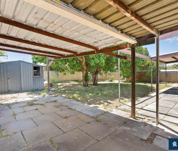 Charming 3-Bedroom Home in Langford - Photo 2