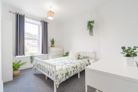 3 bedroom house to rent - Photo 3