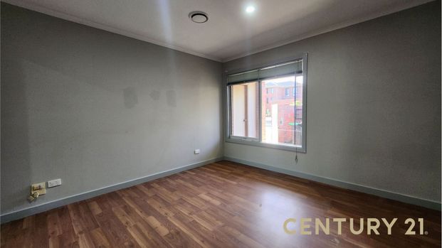 Comfort & Convenience in the Heart of Dandenong - Photo 1
