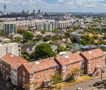 Quiet but in the Heart of the Action - Photo 5