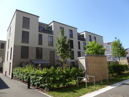 MODERNE WOHNUNG NÄHE BAHNHOF UND KSA ZU VERMIETEN - Photo 3