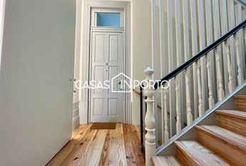 T1 Duplex com piscina - Baixa do Porto