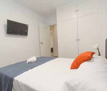 Calle Brahms, Málaga, Andalusia 29004 - Photo 5