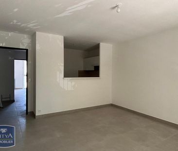 Location Appartement 2 pièces 48m² CLERMONT L HERAULT 34800 - Photo 1