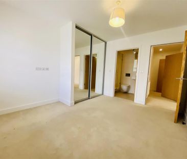 2 bedroom property to rent - Photo 3