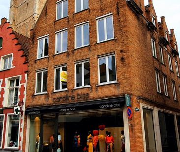 Appartement te huur in Brugge voor € 910 met 2 slaapkamers - Foto 2