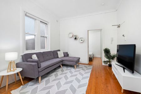 9/19-21 Pittwater Road, - Photo 2