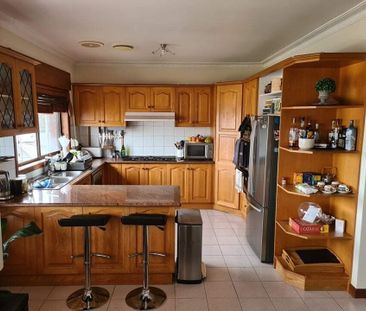 Coburg North - Photo 2