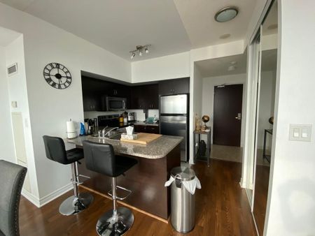 For Lease - 208 Enfield Place Unit# 3906, Mississauga, Ontario - Photo 3