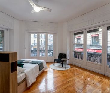 Calle de la Victoria, Madrid, Community of Madrid 28012 - Photo 4