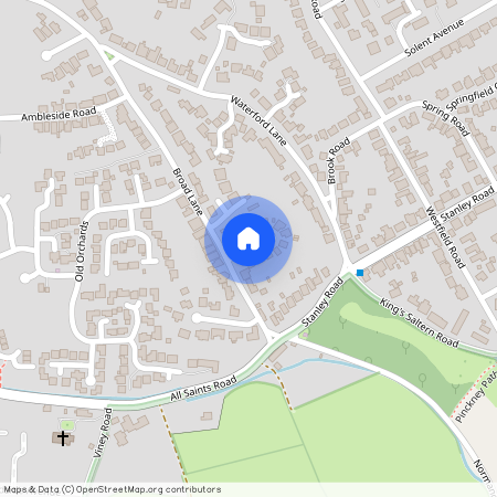Burrard Grove, Lymington, SO41