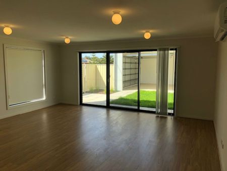 3 Bedroom Family Home in Munno Para West - Photo 4