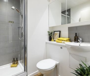 Studio Flat, Hope Street, L1 - Photo 2