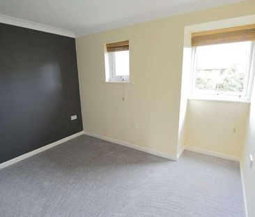 Eastlands, New Milton, Hampshire, BH25 - Photo 3