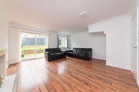 Norton Road, Wokingham, RG40 - Photo 2