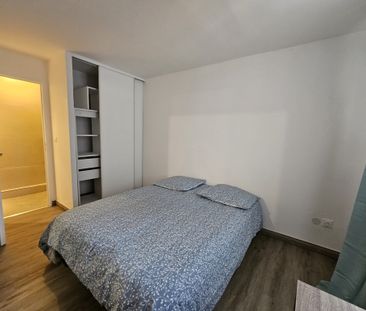 Location Appartement 4 pièces 68m² MOUFIA 97490 - Photo 3