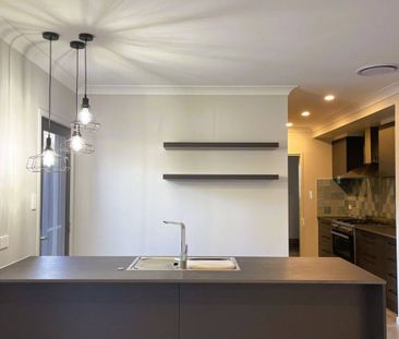 Pallara’s Premier Brand-New Home Privacy, Style & Comfort - Photo 4