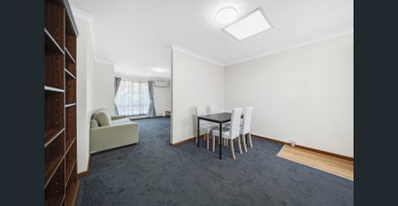 Low-Maintenance 2-Bedroom Villa in a Quiet Tuart Hill Complex - Photo 2