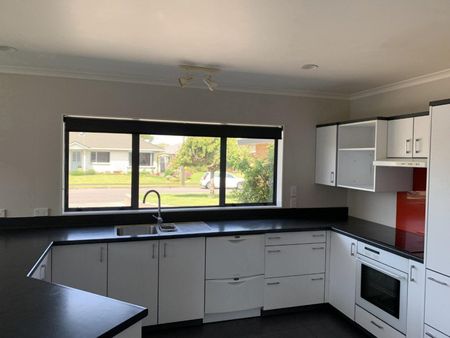 11 Mcilwaine Place, Marton - Photo 3
