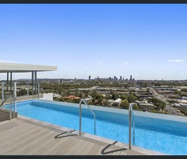 1x Bedroom PLUS an MPR Room! Air Conditioning + Roof-Top Pool. - Photo 6