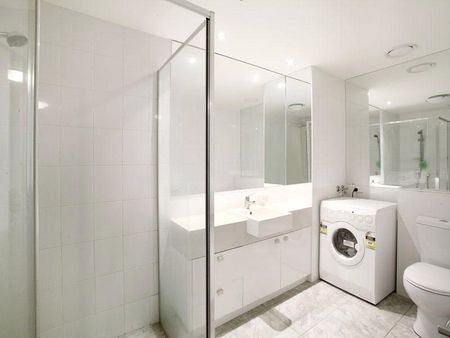 108 Kavanagh Street - Photo 2