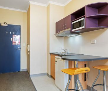 Furnished student apartment in the heart of Rundle Mall - Photo 5