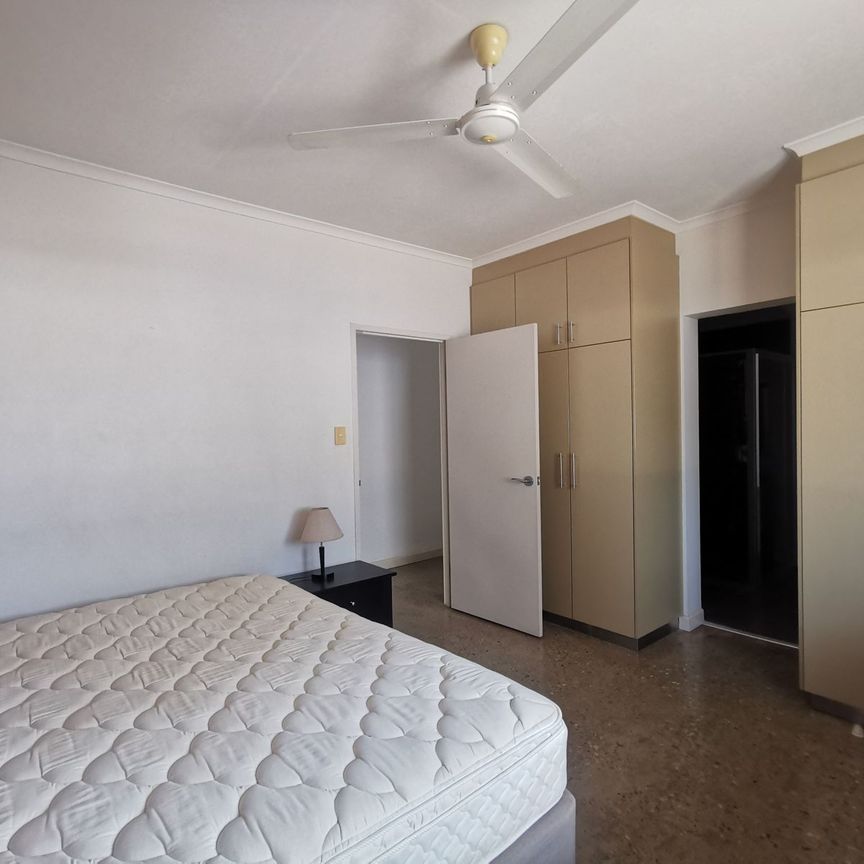INNER CITY LIVING - FULLY FURNISHED & EQUIPPED - Photo 1