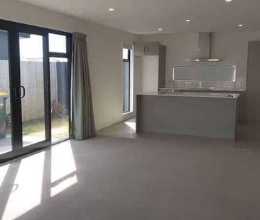 Convenience in Spring Grove - Photo 5