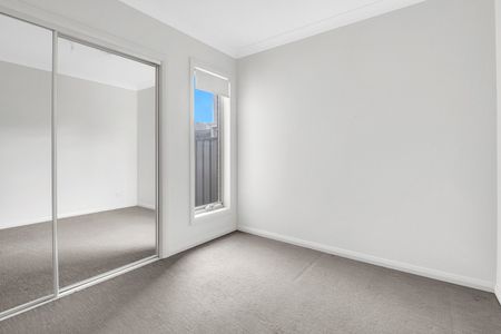 23 Giddens Road, Mernda VIC 3754 - Photo 2